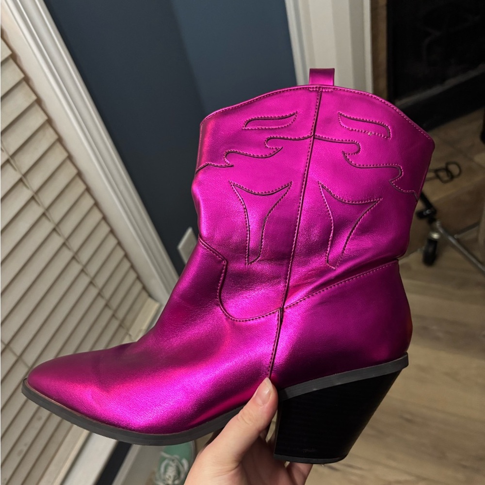 torrid Metallic Fuchsia Pink Western Ankle Boots